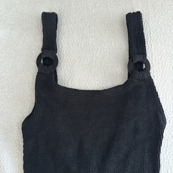 Hunza G Domino Ring Hardware One-Piece Swimsuit, BRAND NEW Black, $270 - Picture 7 of 11
